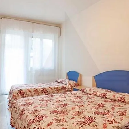 Meridiana8 Apartamento *